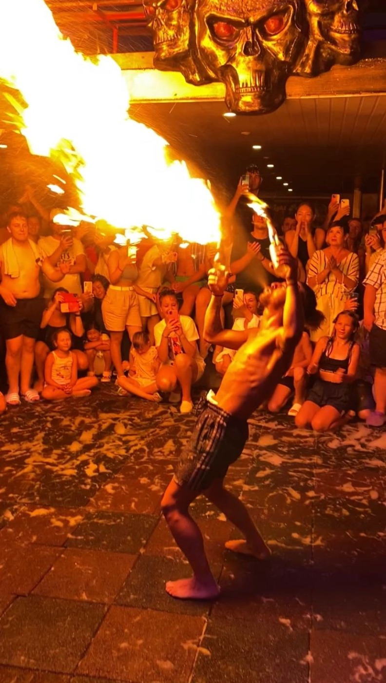 Alanya bei Nacht