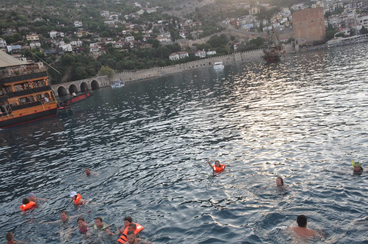 Alanya bei Nacht
