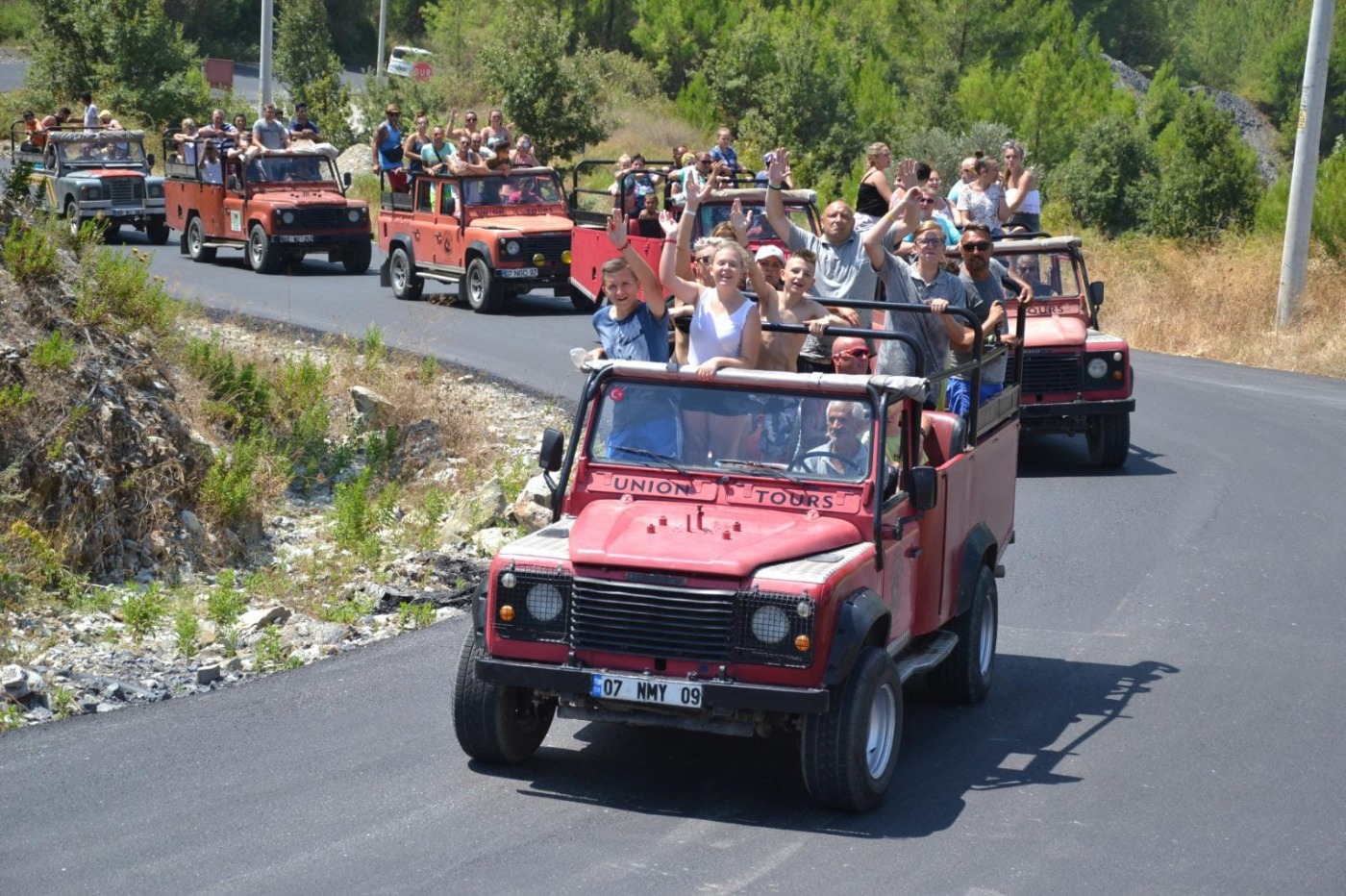 Jeep Safari Dim River