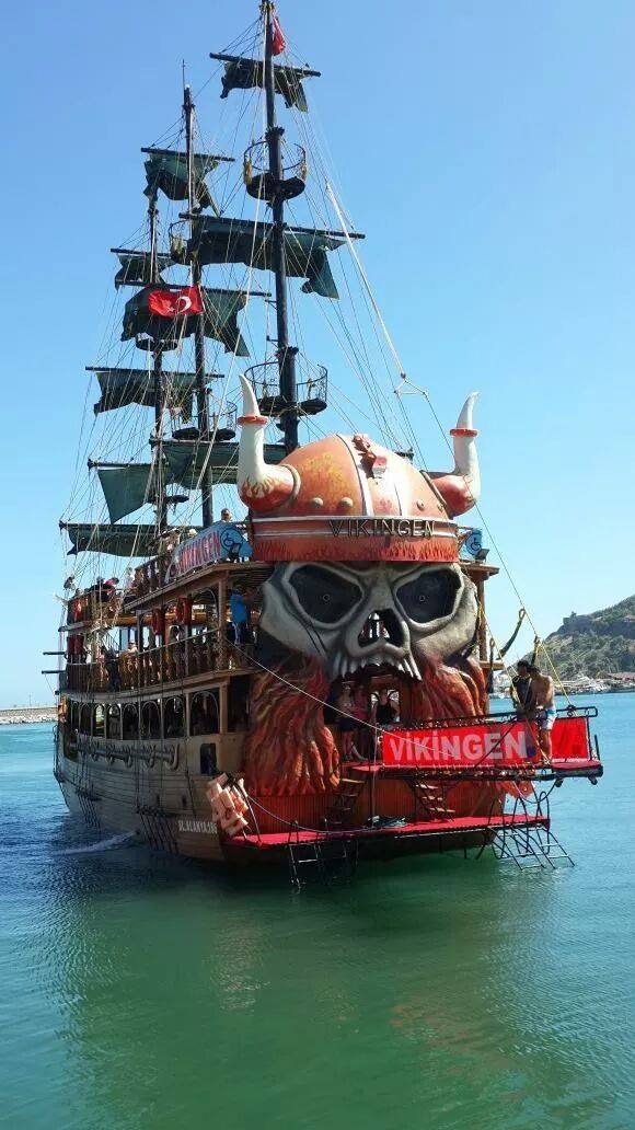 Alanya Pirates Boat