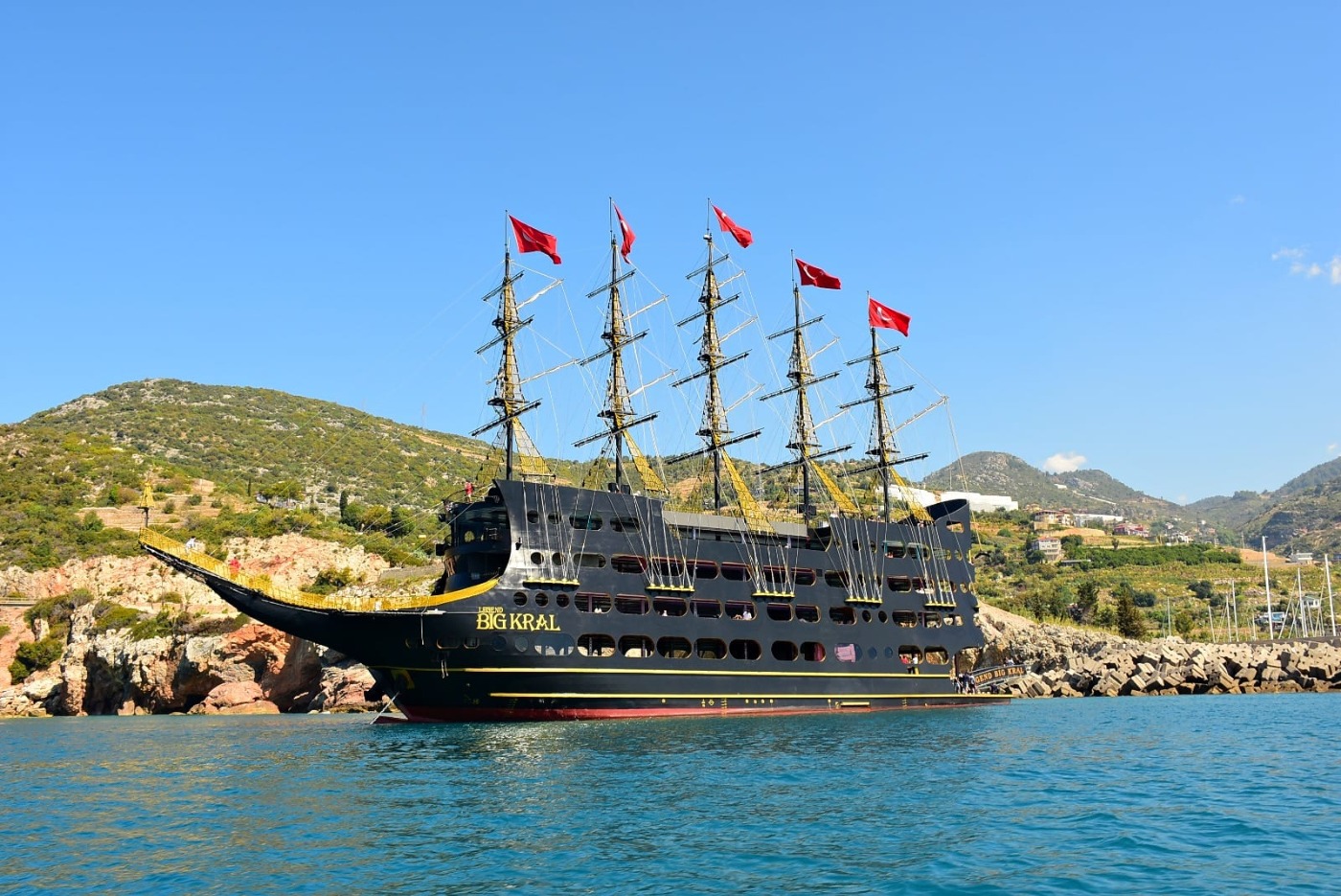 Legend Kral Pirates Boat Tour ( Alcohol IncL)