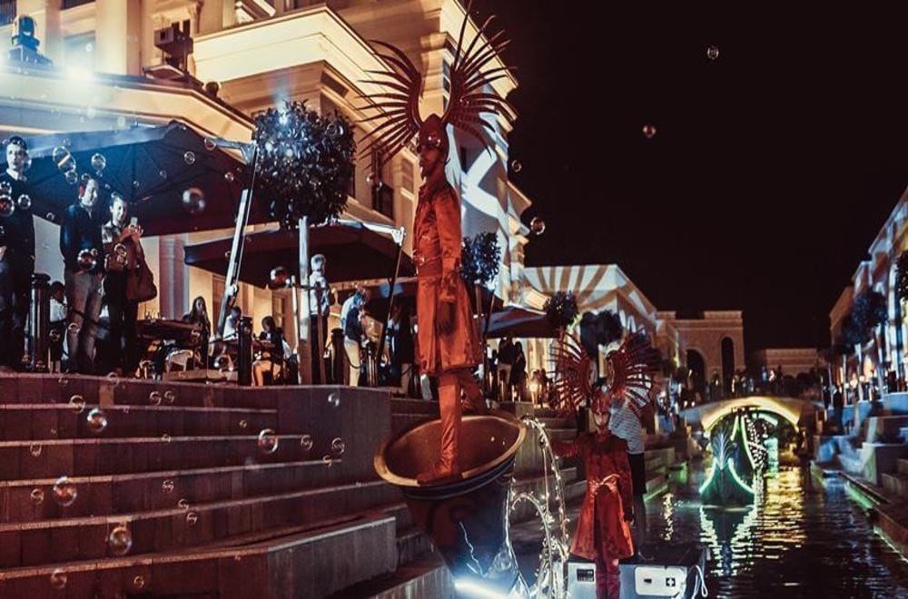 Land of Legends Night Show
