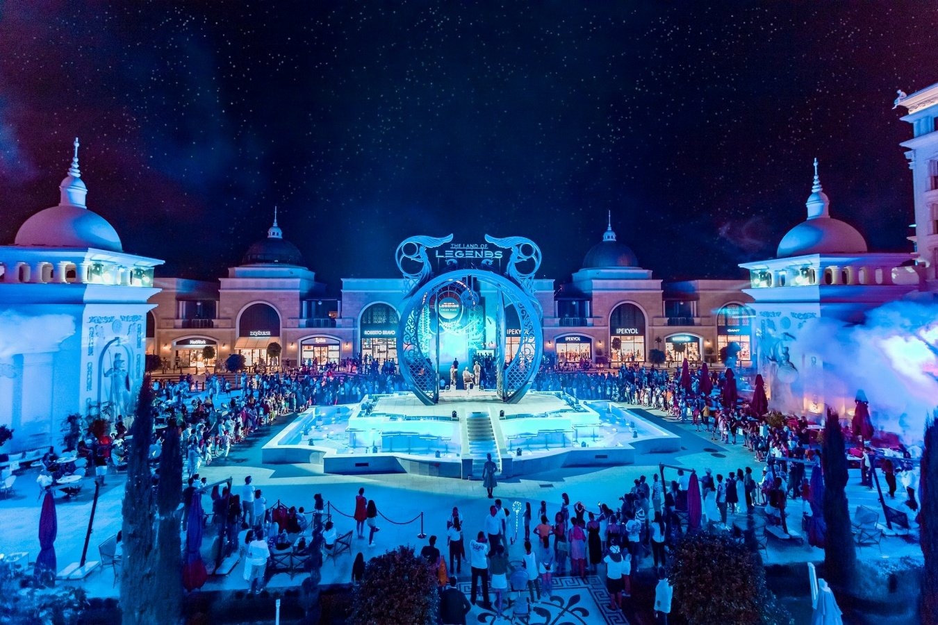Land of Legends Night Show