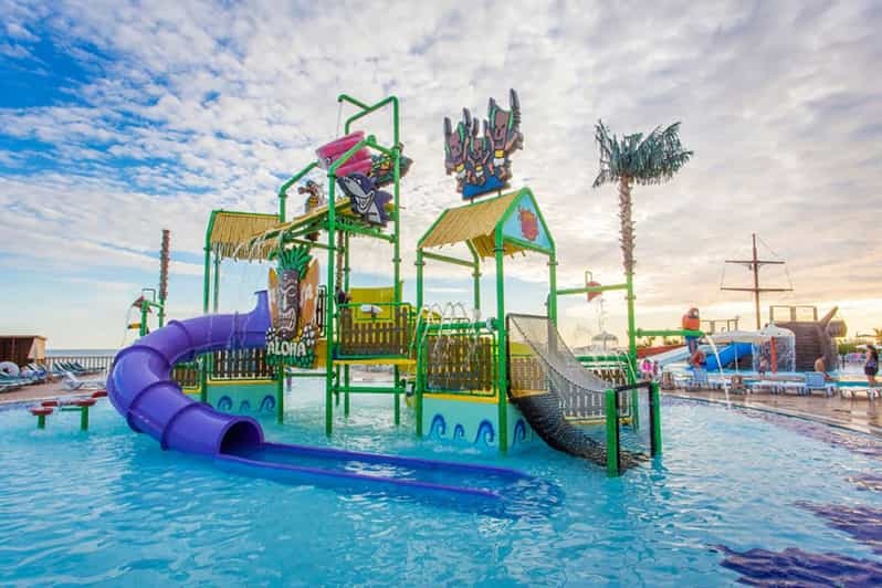 AQUAPARK DELUXE ADVENTURE